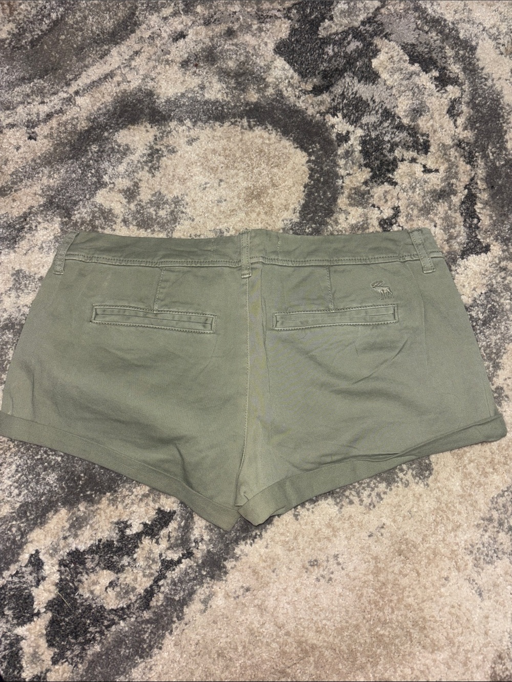 Abercrombie & Fitch Olive Short Cuffed Denim-Style Women's Shorts - Picture 2 of 3